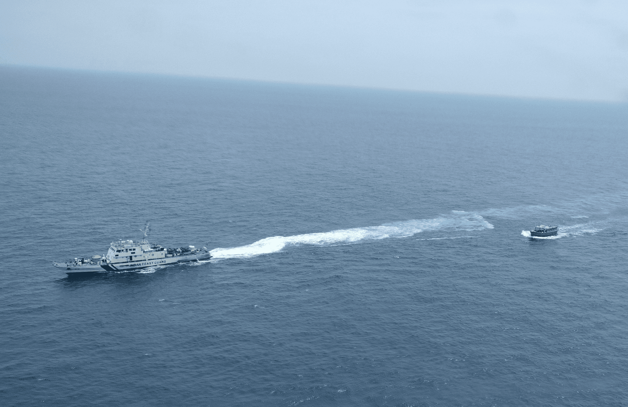 India nabs boat from Pakistan carrying Massive heroin haul to Sri Lanka