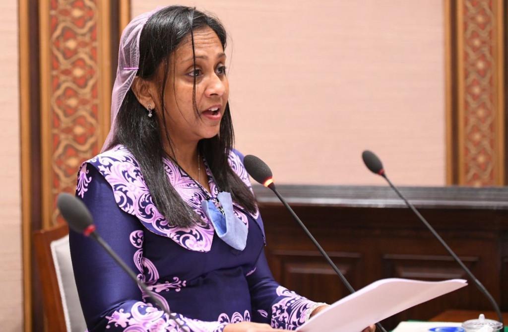 މިނިސްޓަރު ޒަހާ ގެ އިތުބާރު ނެތް މައްސަލަ މަޖިލީހަށް