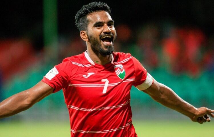 އެންމެ މޮޅު ފޯވާޑު ހޮވުމަށް އަލީ އަޝްފާގަށް ވޯޓު ދެއްވާ