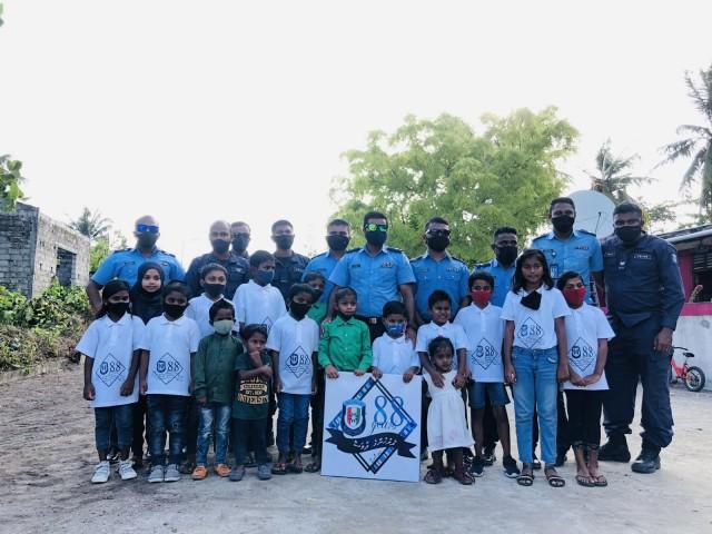 އަވައްޓެރި ފުުލުހުންގެ ހިދުމަތާއެކު އަހަރީ ދުވަސް ފާހަގަކުރުމުގެ ހަރަތްތަކެއް ކޮނޑޭގައި ކުރިއަށް ގެންގޮސްފި