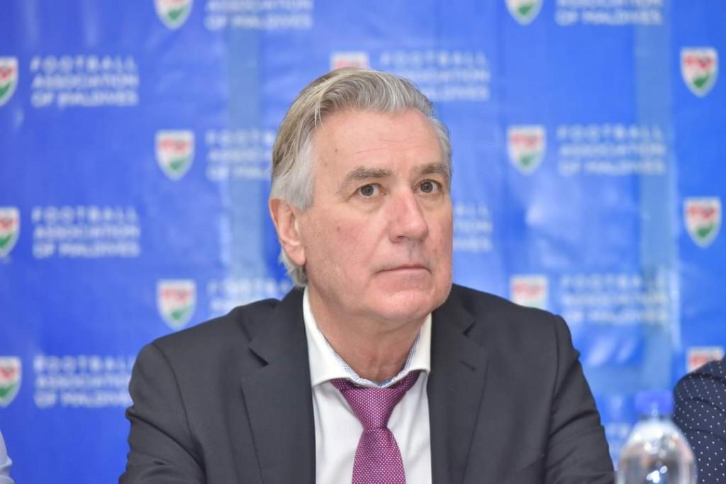 ރެނޭ އަށް 2.9 މިލިއަން ރުފިޔާ ދައްކަން ފީފާ އިން އަންގައިފި