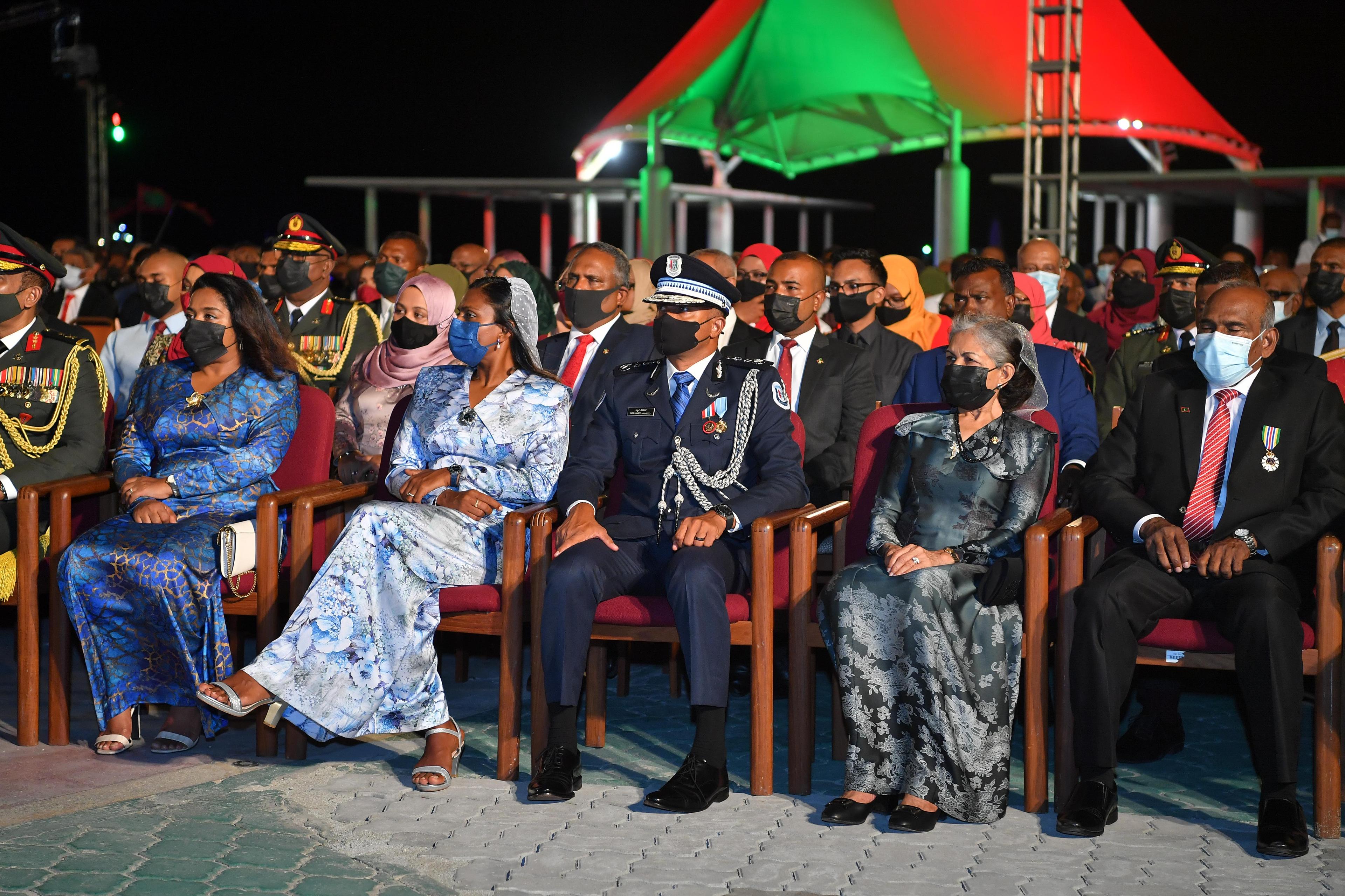 އަލިފާނުގެ ހާދިސާއާ ގުޅިގެން ޖުމްހޫރީ ދުވަހުގެ ރަސްމީ ޖަލްސާ ފަސްކޮށްފި