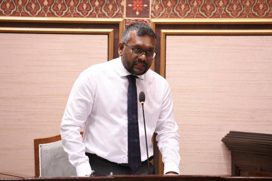 ޓްރާންސްޝިޕްމަންޓް ބަނދަރު ގާއިމުކުރެވެންދެން ހިދުމަތްދޭން އިތުރު ގޮތެއް މިދަނީ ބަލަމުން - ފައްޔާޒް