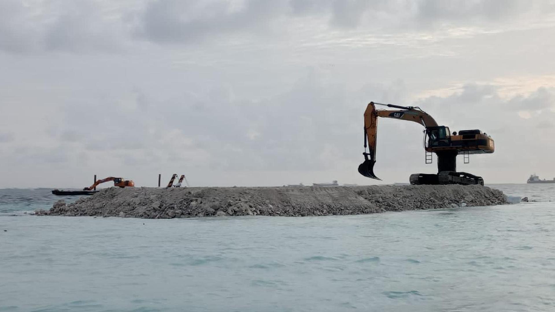 ސަފާރީތަކަށް ހާއްސަ ބަނދަރު "ދިޔަނެރު" ފަޅު ހިއްކަން ފަށައިފި