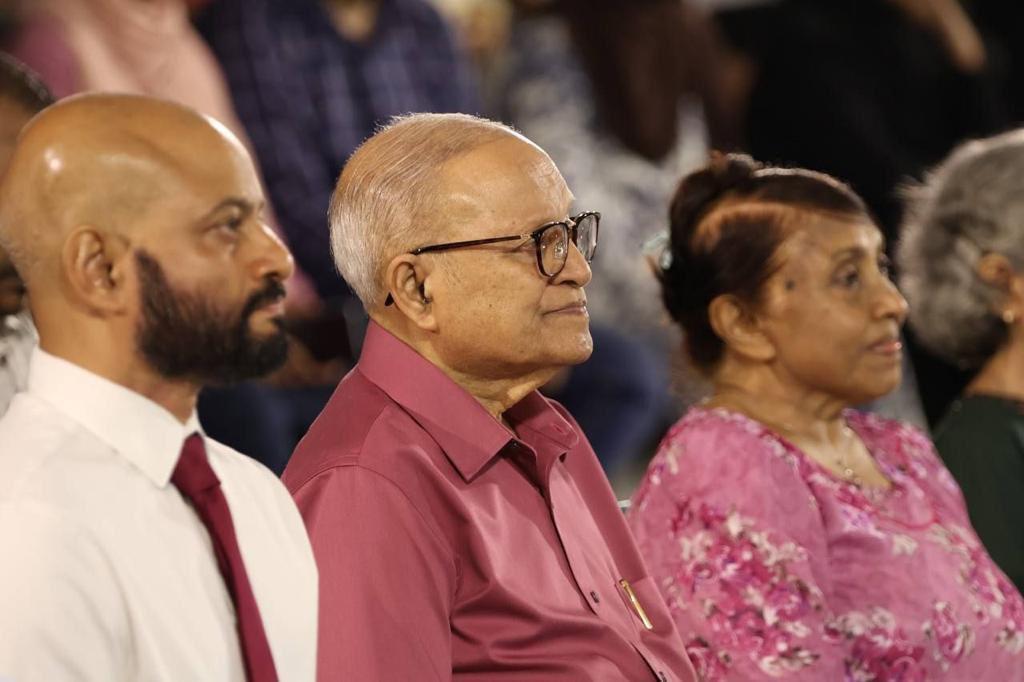 ކުށެއް ނެތް އެތައް ސަތޭކަ ރައްޔިތުންނެއް ޝަހީދުކުރަމުންދާއިރު، ބައިނަލް އަޤްވާމީ މުޖުތަމަޢު ކޮބައިތޯ؟ - މައުމޫން