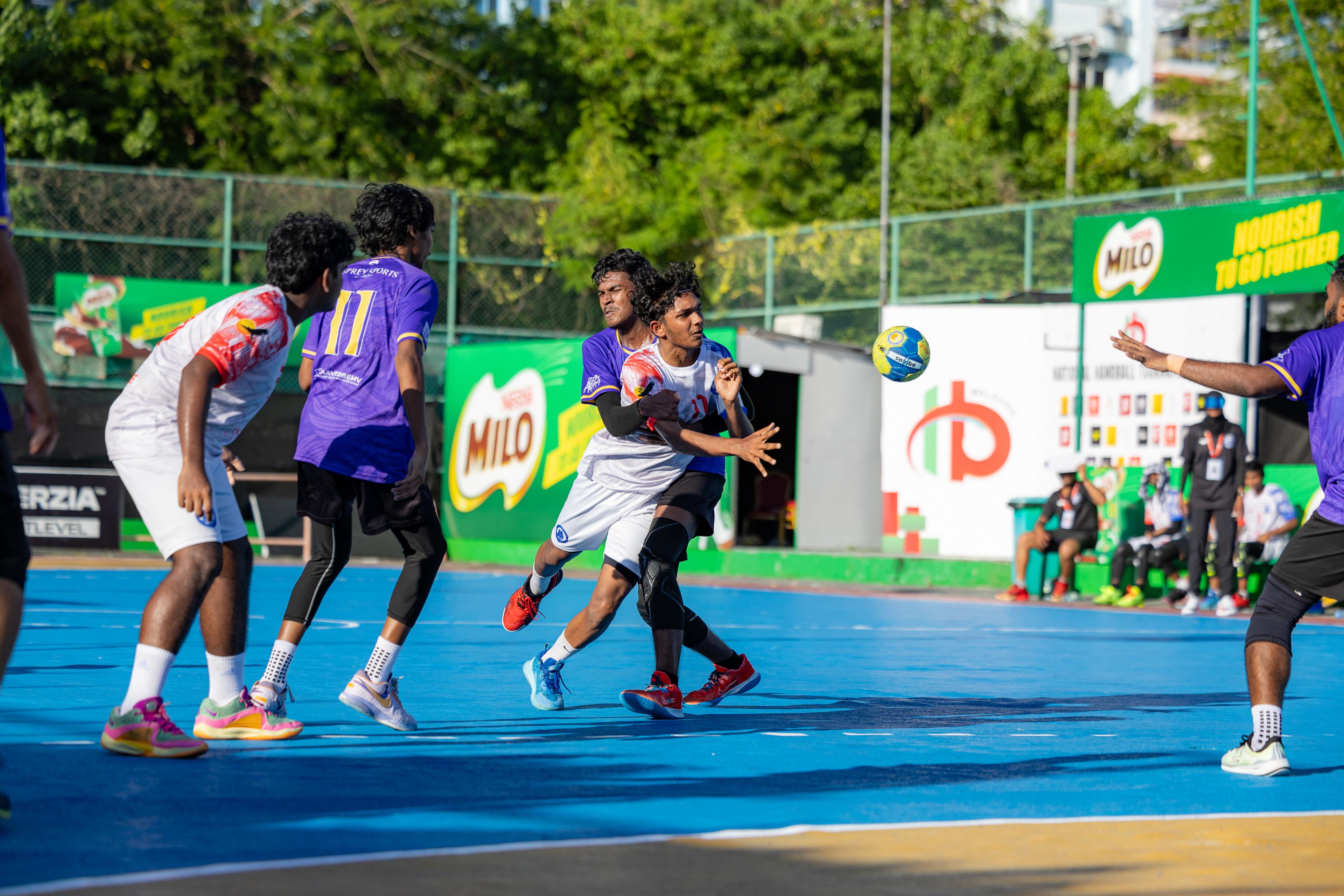  އޮސްޕްރޭ  އަތުން  މޮޅުވެ،  ގުރޫޕްގެ  އެއްވަނަ  އޮޑިއަށް