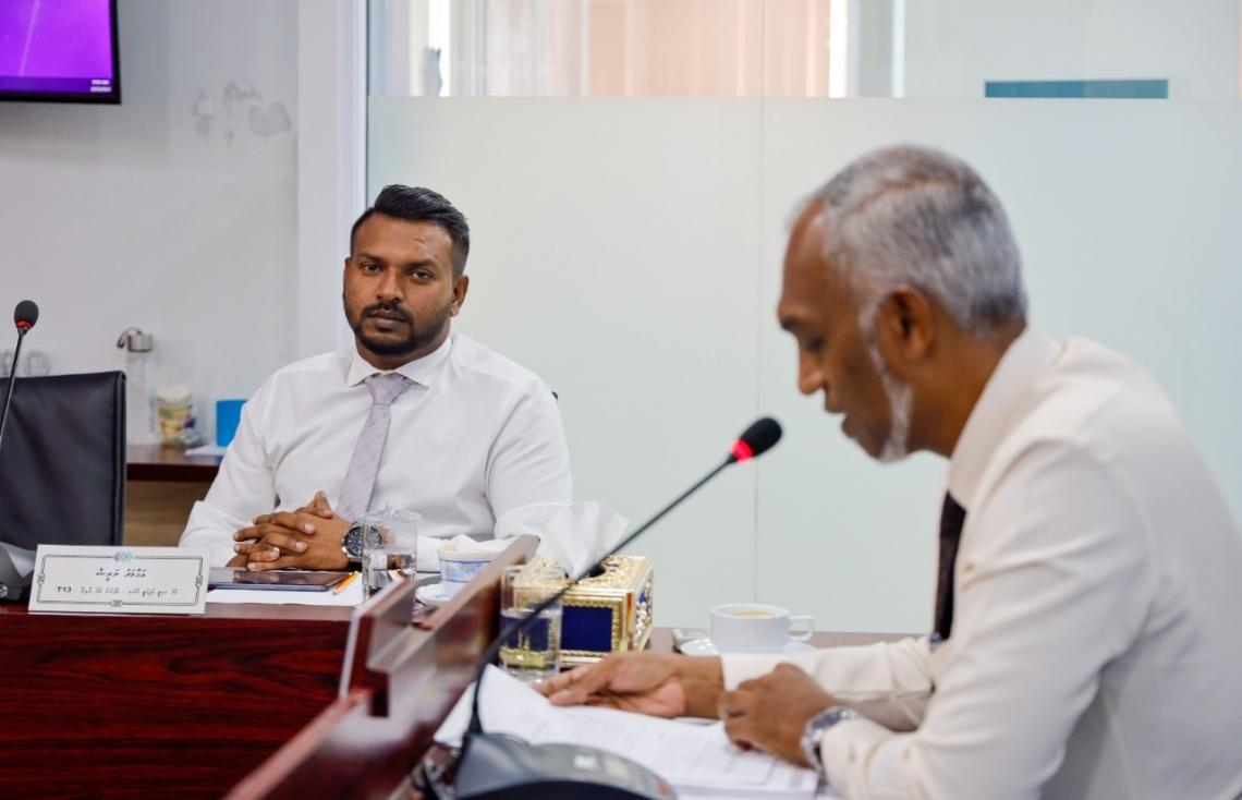 ފެންބޮޑުވުމުގެ މައްސަލައަށް ހައްލުކުރުމަށް މޭޔަރުކަމުގައި ރައީސް މުއިއްޒު މަސައްކަތް ކުރެއްވި, ހުރަސްއެޅީ ކުރީ ސަރުކާރުން - ނަރީޝް