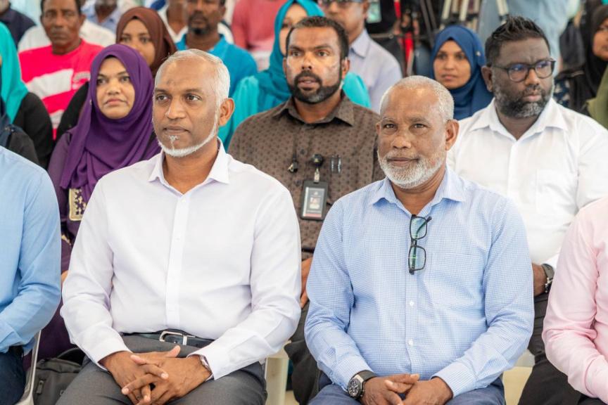ހާމަވެގެން މިދަނީ ރައީސް ޑރ. މުޢިއްޒުގެ ޚާރިޖީ ސިޔާސަތު ހަރުދަނާވެފަ އޮތް މިންވަރު: އަބްދުއްރަހީމް