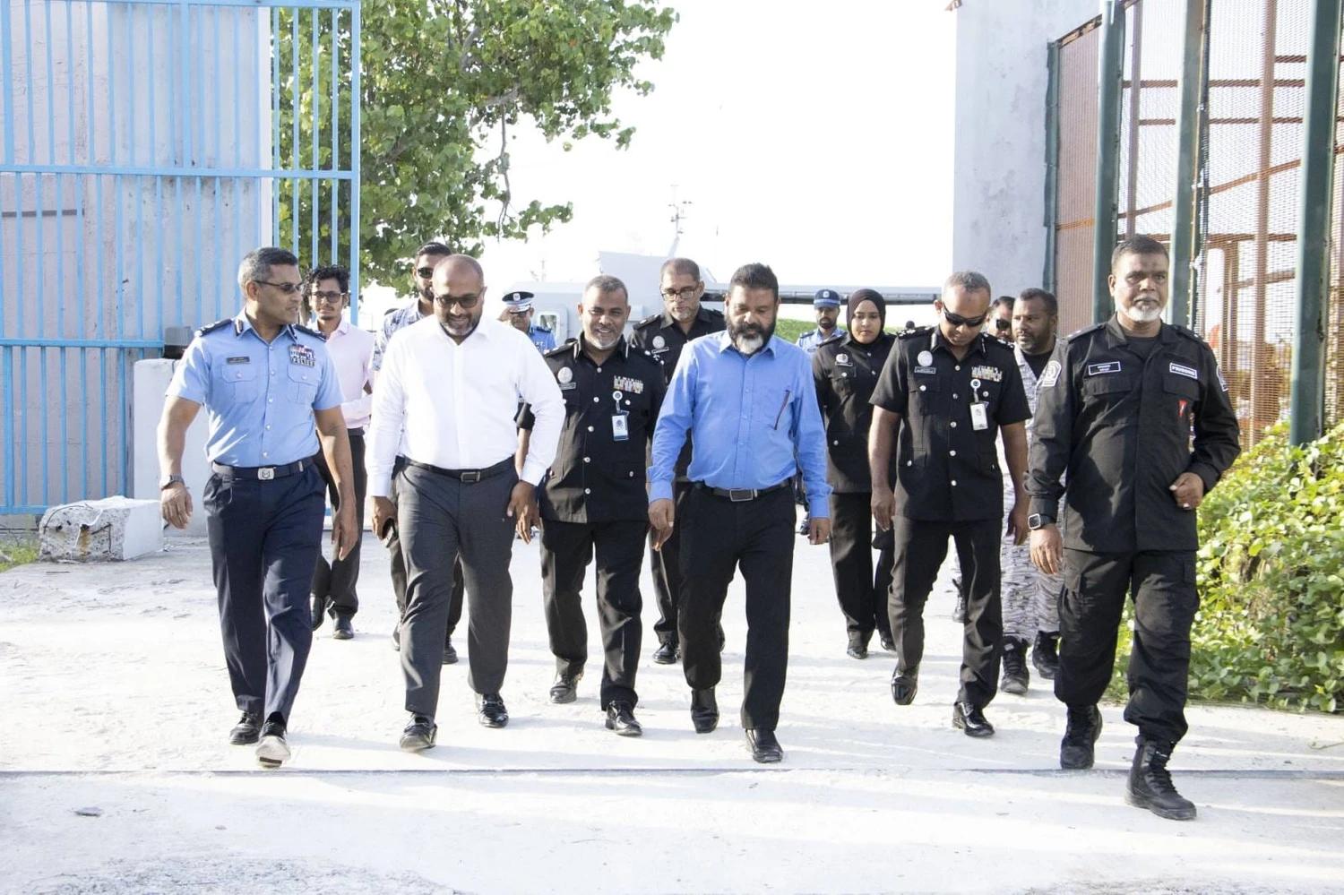 އޮޕަރޭޝަންގެ ކަންތައްތައް ބައްލަވާލެއްވުމަށް ވަޒީރު އިޙްސާން މާފުށީ ޖަލަށް!