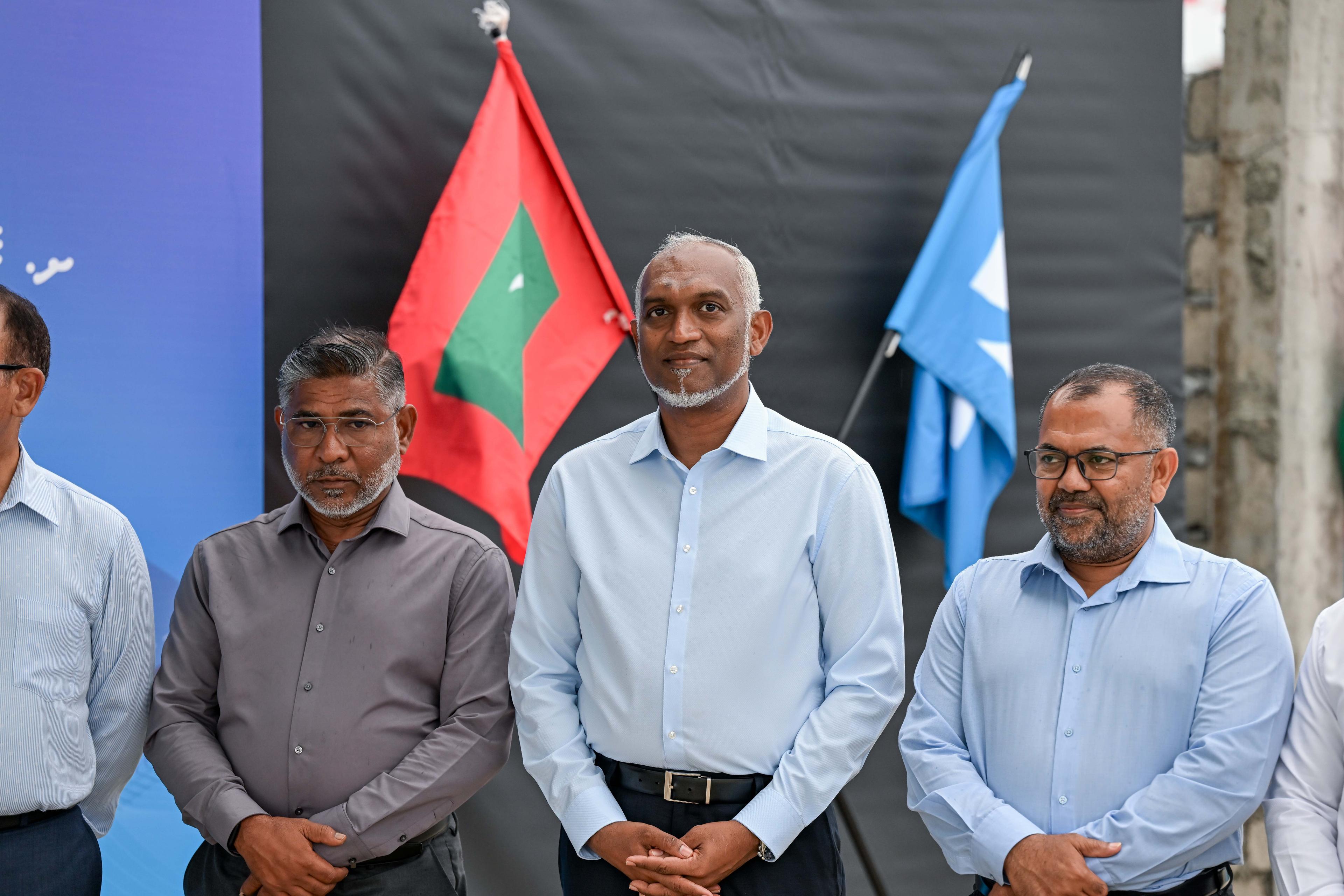 އެއަރޕޯޓްތައް ތަރައްޤީކުރުމުން އިންވެސްޓްރުންނަށް އިތުރު ޔަޤީންކަން ލިބިގެންދާނެ- ރައީސް