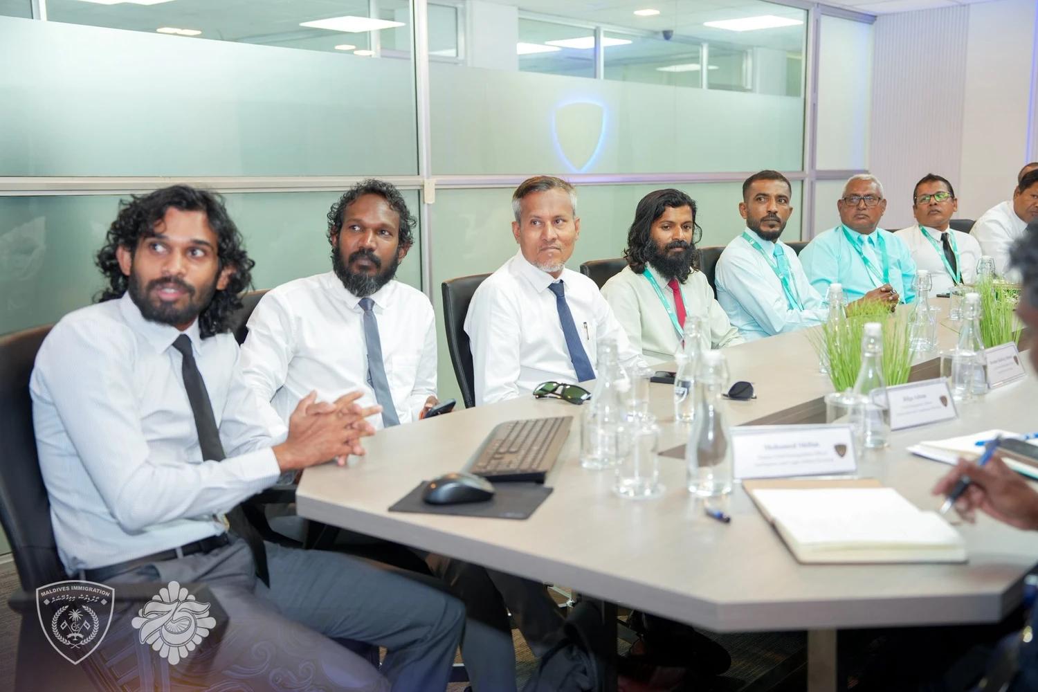 ސައްޚަ ލިޔެކިޔުންތައް ނެތި ރ. އަތޮޅުގައި މަސައްކަތްކުރާ ބިދޭސީންގެ މައްސަލައަށް ހައްލު ހޯދަނީ