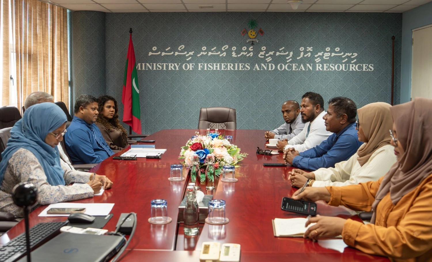 މަޑަވެލި މަސްވެރިންނަށް ދިމާވެފައިވާ ދަތިތައް ހައްލު ކުރުމަށް މަޝްވަރާކޮށްފި