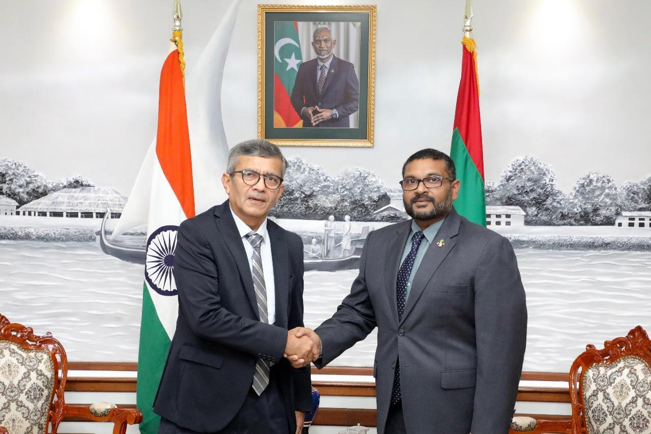 ރާއްޖެއާއި އިންޑިއާއާ ދެމެދު ދިފާޢީ ދާއިރާއިން އެއްބާރުލުން އިތުރުކުރުމަށް މަޝްވަރާކޮށްފި