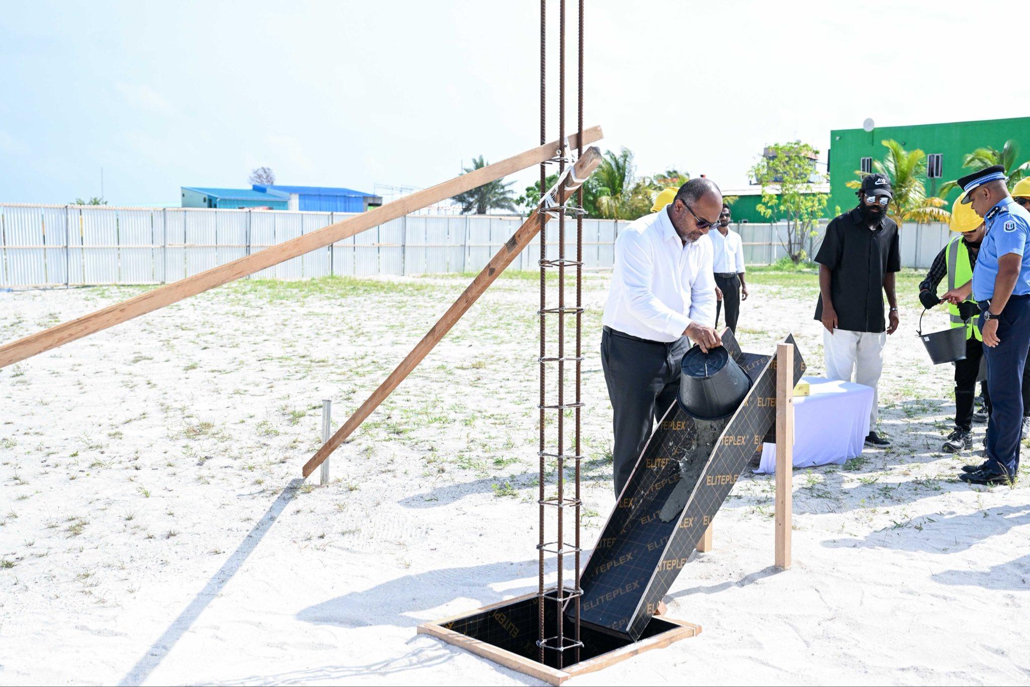 ހިންނަވަރު ފުލުހުންގެ މަރުކަޒު އިމާރާތްކުރުމުގެ މަސައްކަތް ރަސްމީކޮށް ފަށައިފި