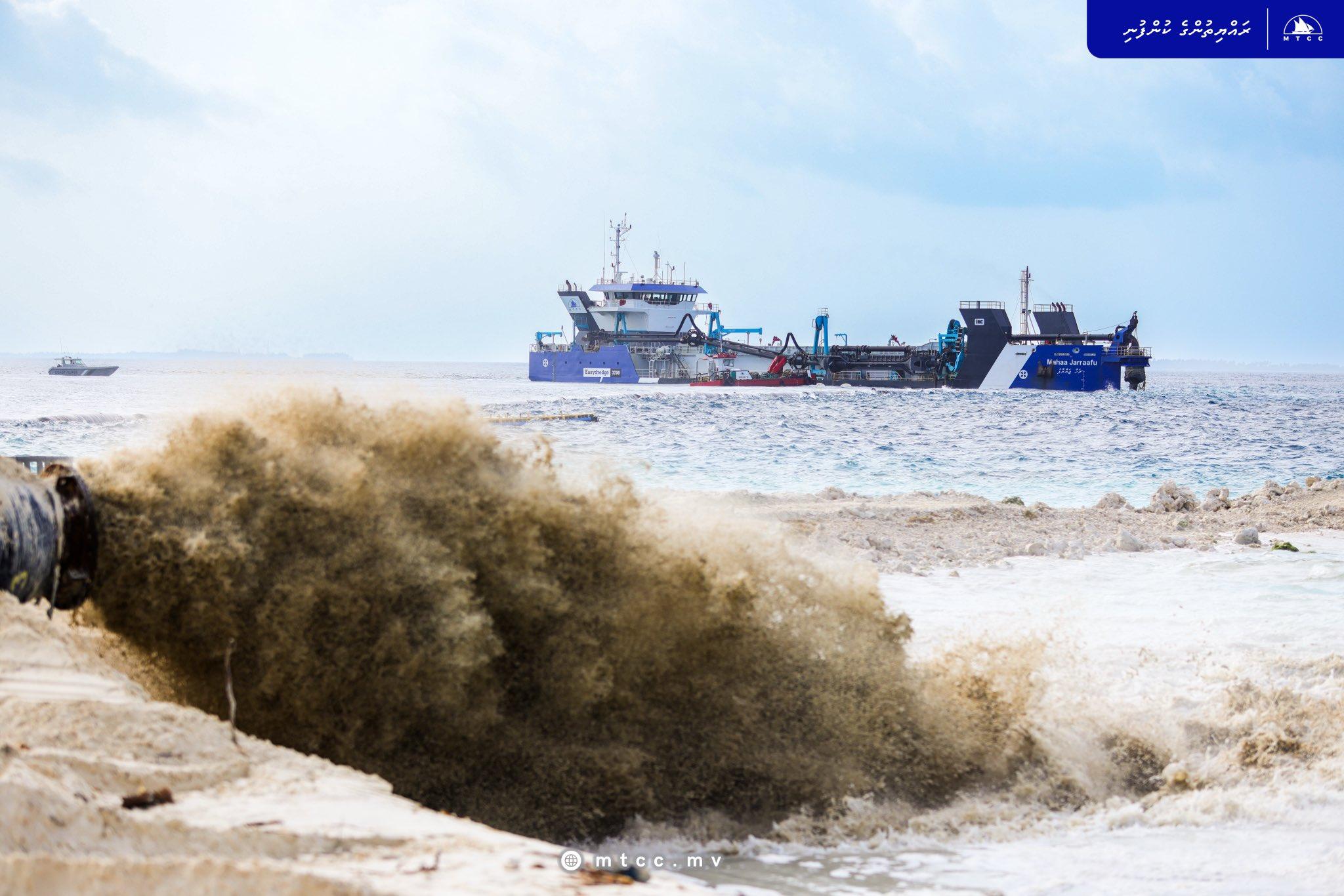 ނައިފަރު ބިން ހިއްކުމާއި ގޮނޑުދޮށް ހިމާޔަތް ކުރުމުގެ މަޝްރޫޢުގެ ޢަމަލީ މަސައްކަތް ފަށައިފި