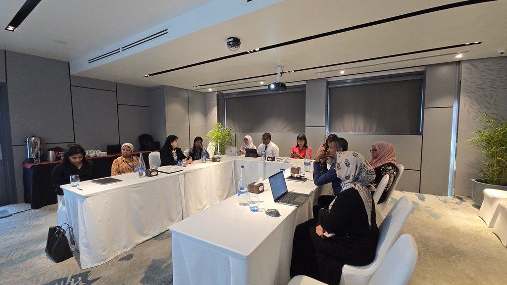 އާރްއާރްއީއީއެފް ޕްރޮގްރާމްގެ ދެވަނަ ސްޓިއަރިންގ ކޮމިޓީ ބައްދަލުވުން ބާއްވައިފި