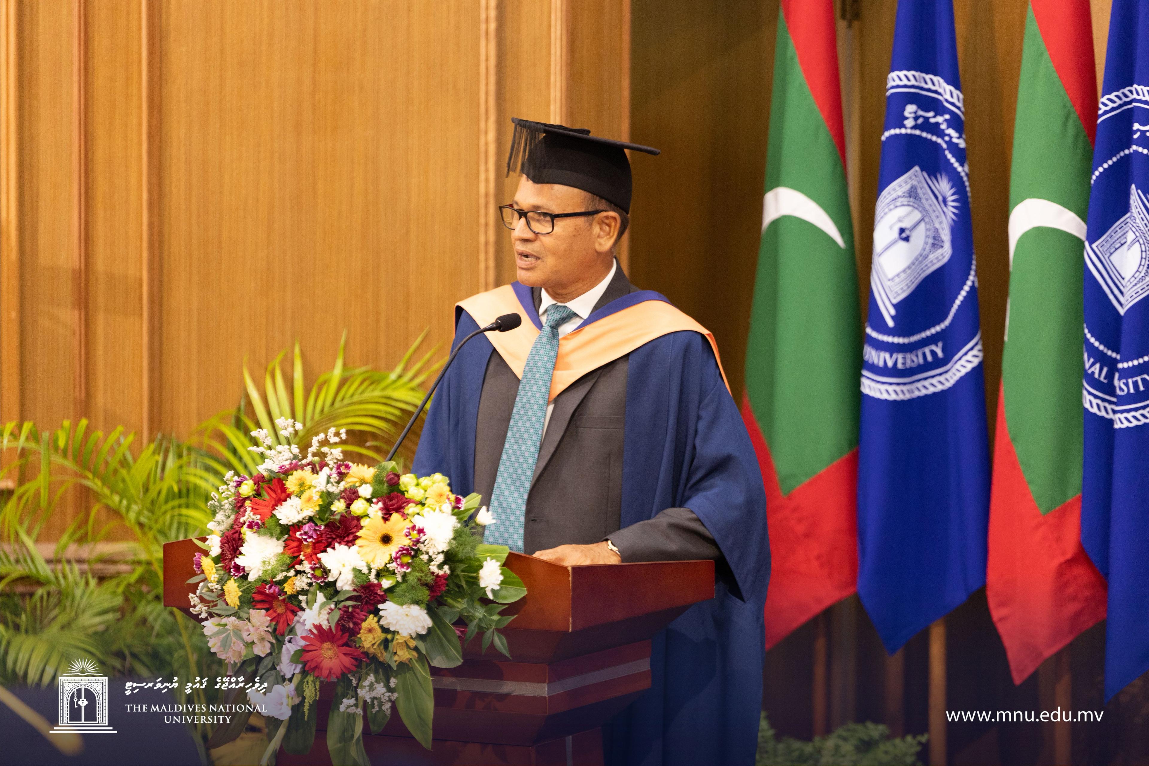 އަންހެނުންނަށް ހުރި ފުރުސަތުތައް ފަހިކުރަން އިތުރަށް މަސައްކަތް ކުރަންޖެހޭ - އާދަމް ޝަރީފް