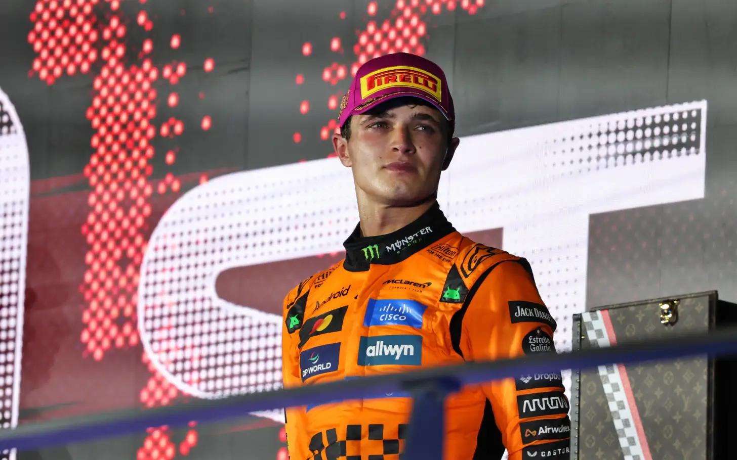Norris Gains Key Advantage in F1 Title Race as Mental Strength Becomes Deciding Factor