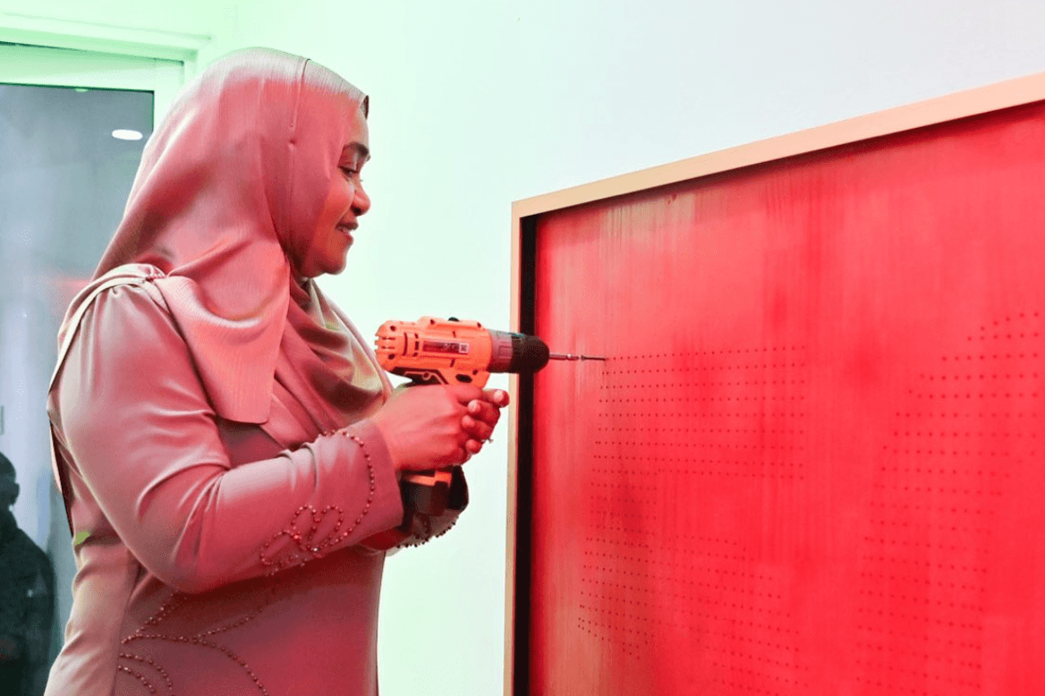 ޤައުމެއް ކުރިއަރާނީ ސިކުނޑިތަކާއި އަތްތައްވެސް ތަރައްޤީ ވެގެން - ފަސްޓް ލޭޑީ