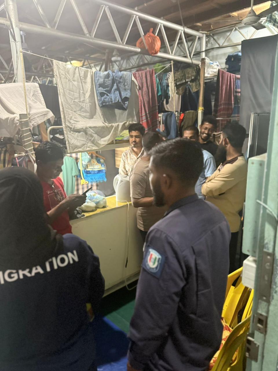 ލޭބަރ އެކޮމޮޑޭޝަންއަކާއި ގައު އެޅުމުގެ މަސައްކަތްކުރަމުންދާ ތަނަކުން 9 މީހުން ހައްޔަރުކޮށްފި