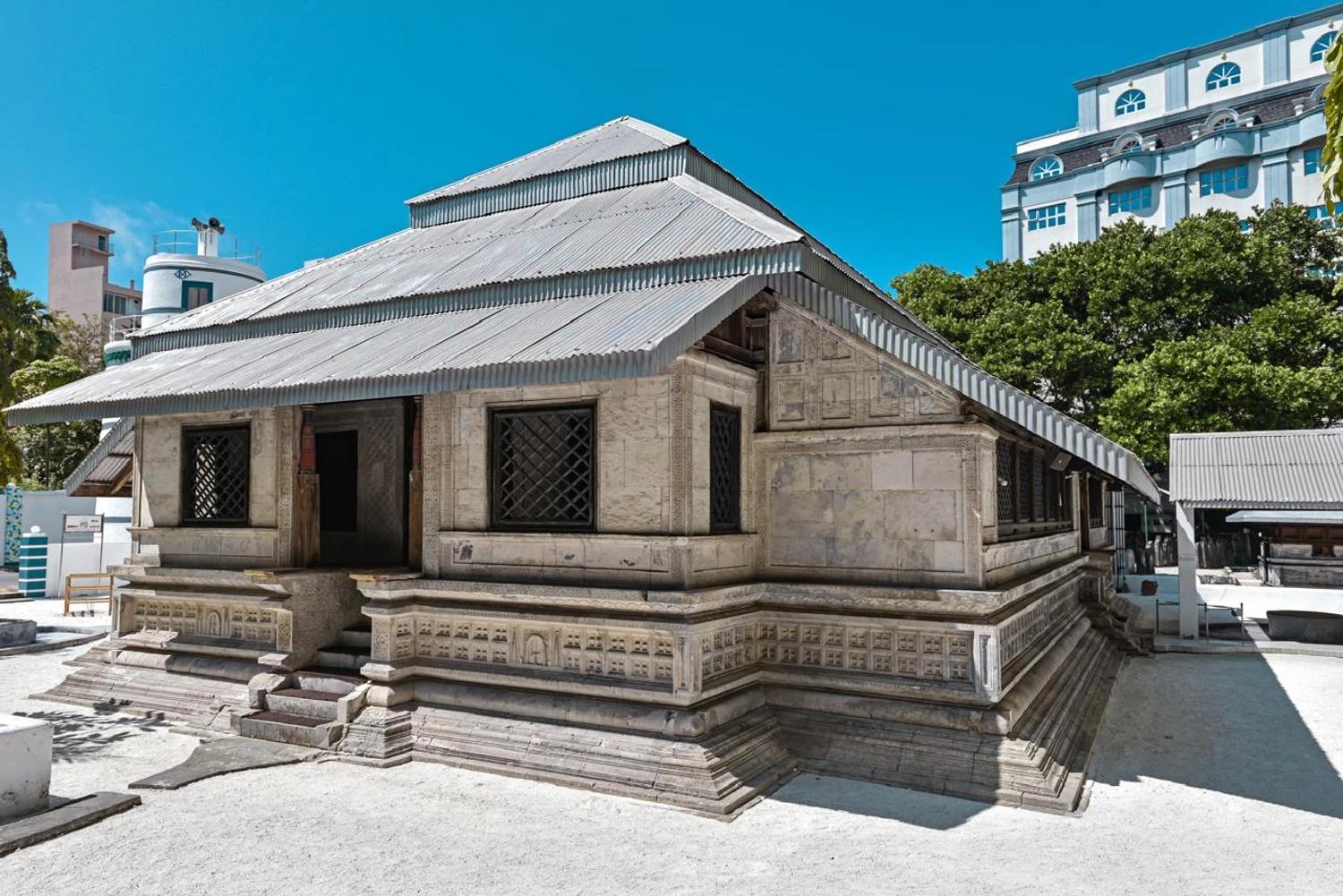 ރާއްޖޭގެ ހިރިގަލު މިސްކިތައް ދުނިޔޭގެ ތަރިކައިގެ ދާއިމީ ލިސްޓުގައި ހިމެނުމަށް އަންނަ އަހަރު ހުށަހަޅަނީ!