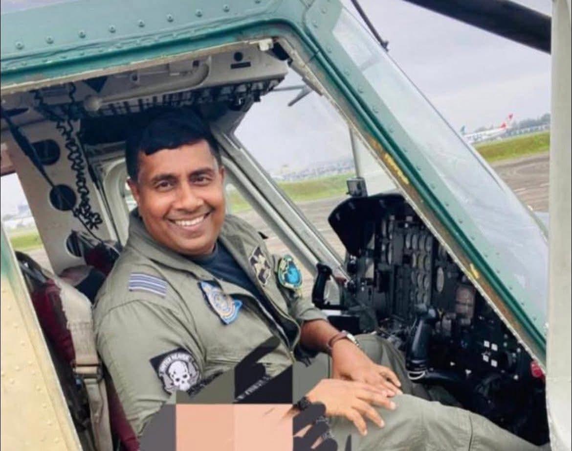 ރެސްކިއު އޮޕަރޭޝަނުގައި ހަރަކާތްތެރިވަމުންދަނިކޮށް ވެއްޓުނު ލަންކާގެ އަސްކަރީ ހެލިކޮޕްޓަރުގެ ޕައިލެޓު މަރުވެއްޖެ