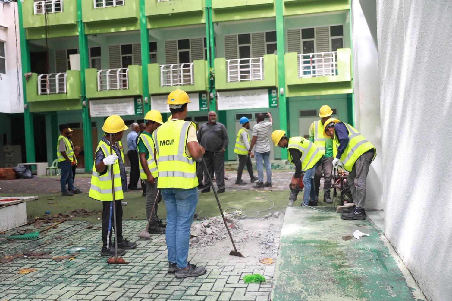 އަރަބިއްޔާގެ ކުރީގެ އިމާރާތް ތަޅާލުމުގެ މަސައްކަތް ފަށައިފި