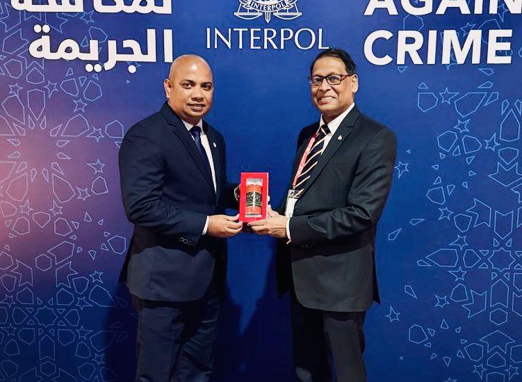 ބަންގްލަދޭޝް ރައްޔިތުންގެ ކަންކަމުގައި ދެގައުމުގެ ފުލުހުންގެ އިދާރާ ގުޅިގެން މަސައްކަތްކުރުމަށް މަޝްވަރާކޮށްފި