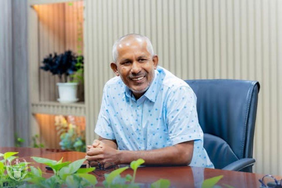 ކަސްޓަމްސްގެ ޑެޕިއުޓީ ކޮމިޝަނަރު މަޙްމޫދު ރިޔާޒުގެ ވަޒީފާ އަލުން އިއާދަކޮށްދީފި