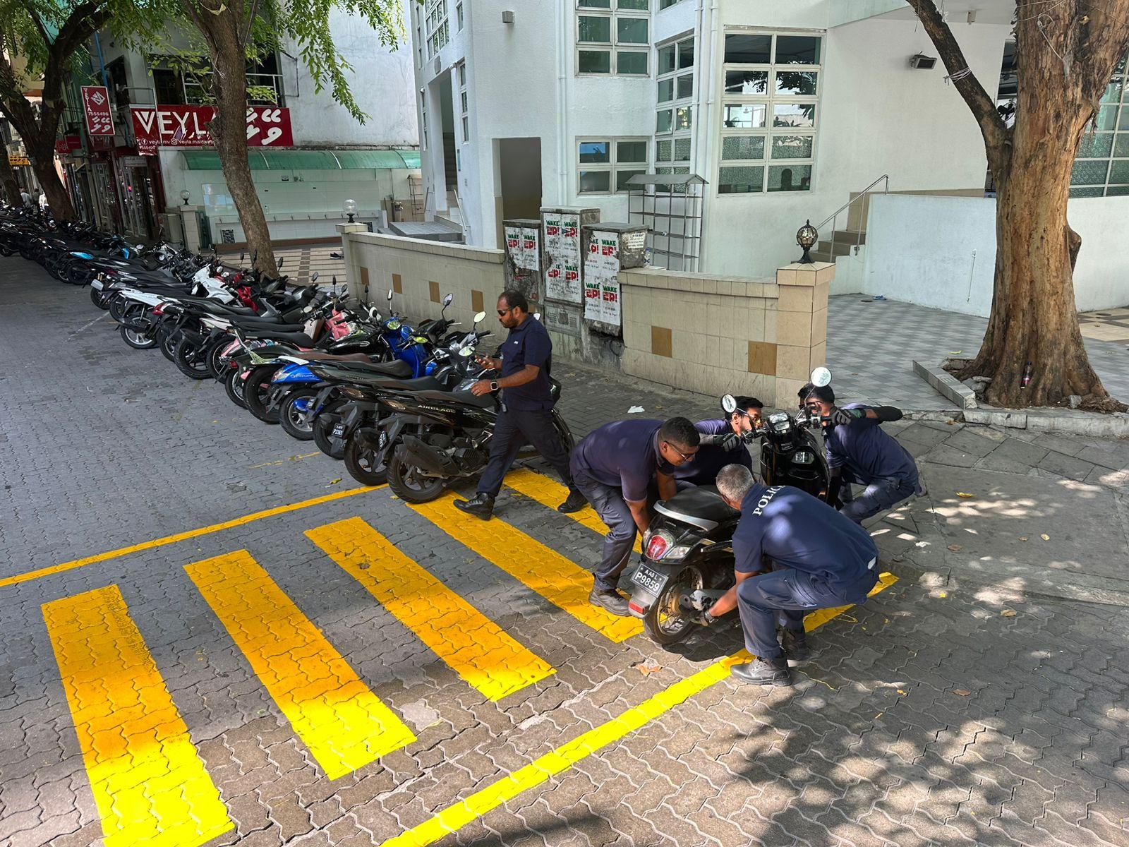 ޤަވާއިދާ ޚިލާފަށް ޕާކުކުރާނަމަ ޓޯވ ކުރާނަން: ޓްރެފިކް ފުލުހުން