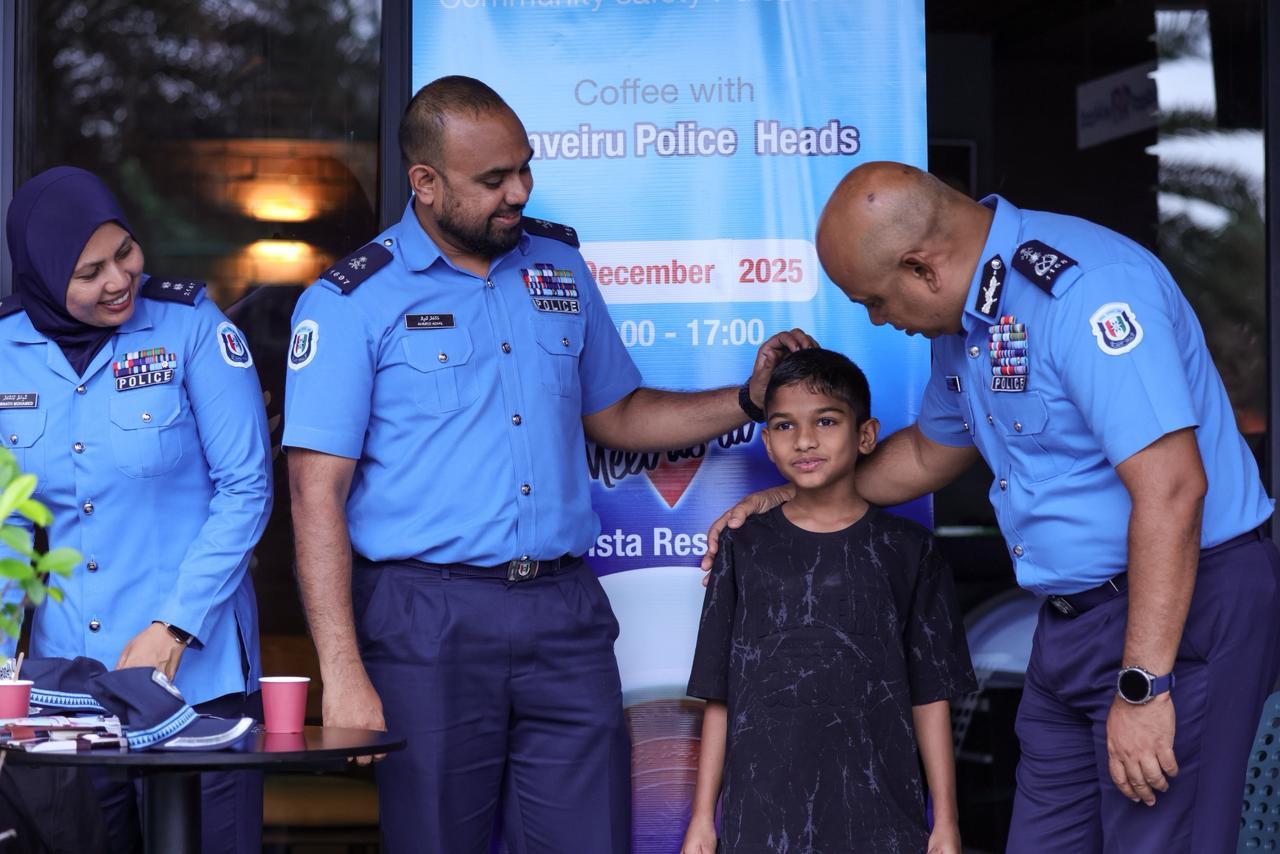 ސްކޫލް ބަންދާއި އައު އަހަރާ ގުޅިގެން އާންމު ރައްޔިތުން ހޭލުންތެރިކުރުމަށް ފުލުހުން ހާއްސަ ޕްރޮގްރާމެއް ހިންގައިފި