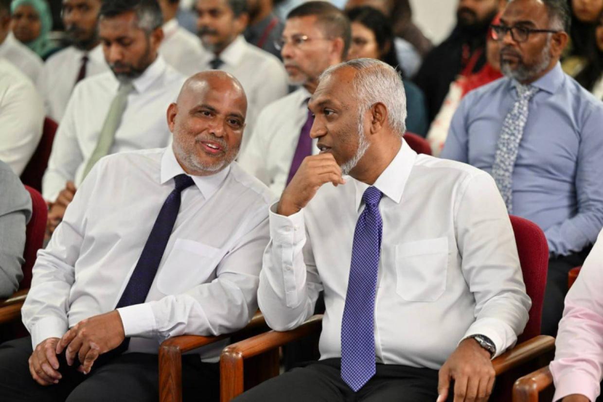 ޚާލިދާ ޒިޔާގެ ޖަނާޒާގައި ރައީސް މުއިއްޒުގެ ޚާއްސަ މަންދޫބެއްގެ ގޮތުގައި ބައިވެރިވެވަޑައިގަންނަވަނީ ވަޒީރު ޙައިދަރު!