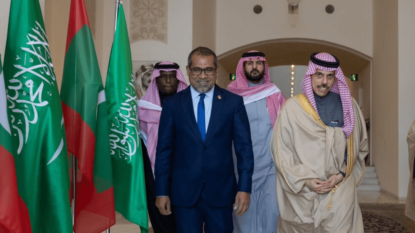 ޣާއްޒާ އާރާސްތުކުރުމުގެ އަރަބި ލީގު ސަމިޓުގެ ޕްލޭނަށް ރާއްޖޭގެ ތާއީދު!