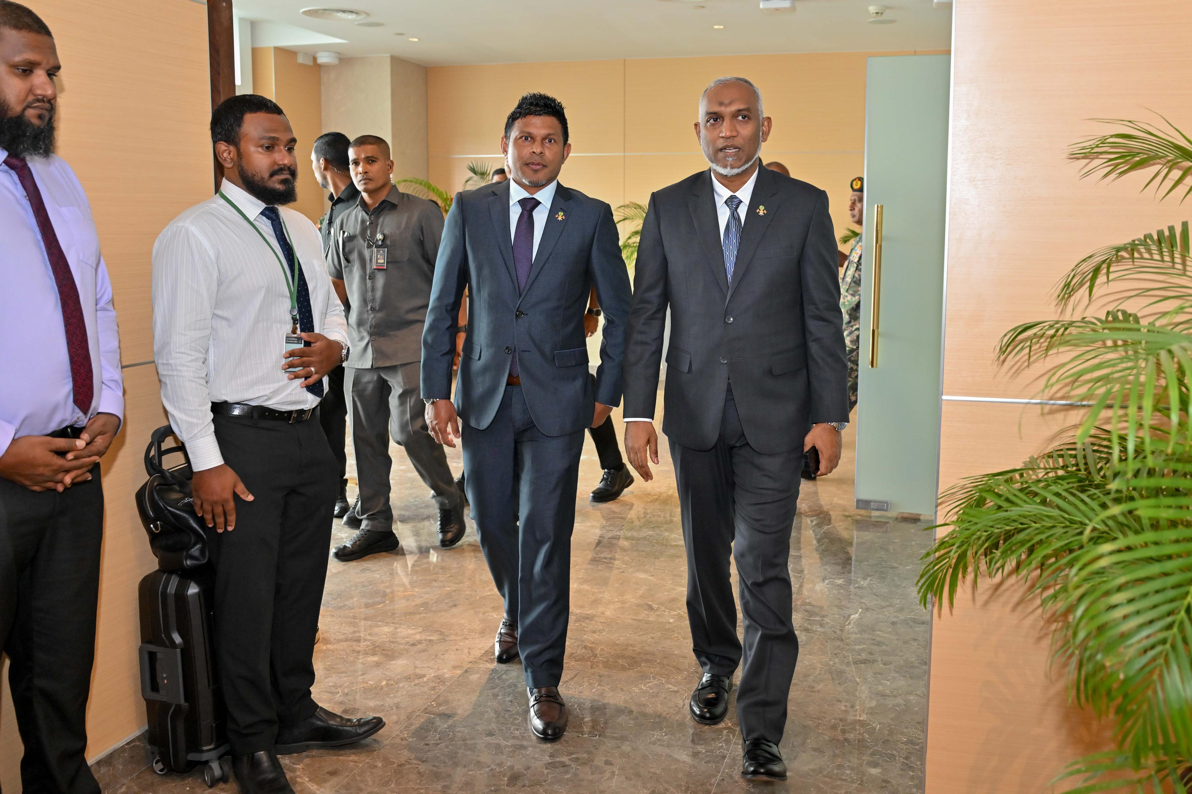 ދިވެހި އައި.ޑީ ކާޑާއި ޕާސްޕޯޓްގެ ޚިދުމަތް މެލޭޝިއާގައި ތިބެގެން ހޯދޭނެ އިންތިޒާމު ހަމަޖައްސަނީ