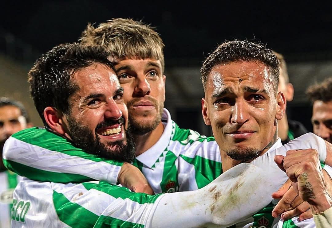 އެންޓޮނީގެ މޮޅު ކުޅުމާއެކު ރެއާލް ބެޓިސް ޔުއެފާ ކޮންފަރެންސް ލީގު ފައިނަލުން ޖާގަ ހޯދައިފި