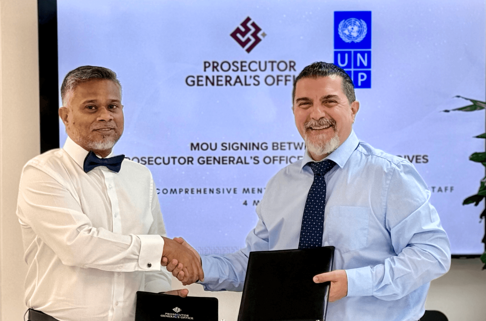 ޕީޖީ އޮފީހުގެ މުވައްޒަފުންނަށް ނަފްސާނީ ދުޅަހެޔޮކަމުގެ ޚިދުމަތް ޔޫއެންޑީޕީއާއި ގުޅިގެން ފޯރުކޮށްދެނީ