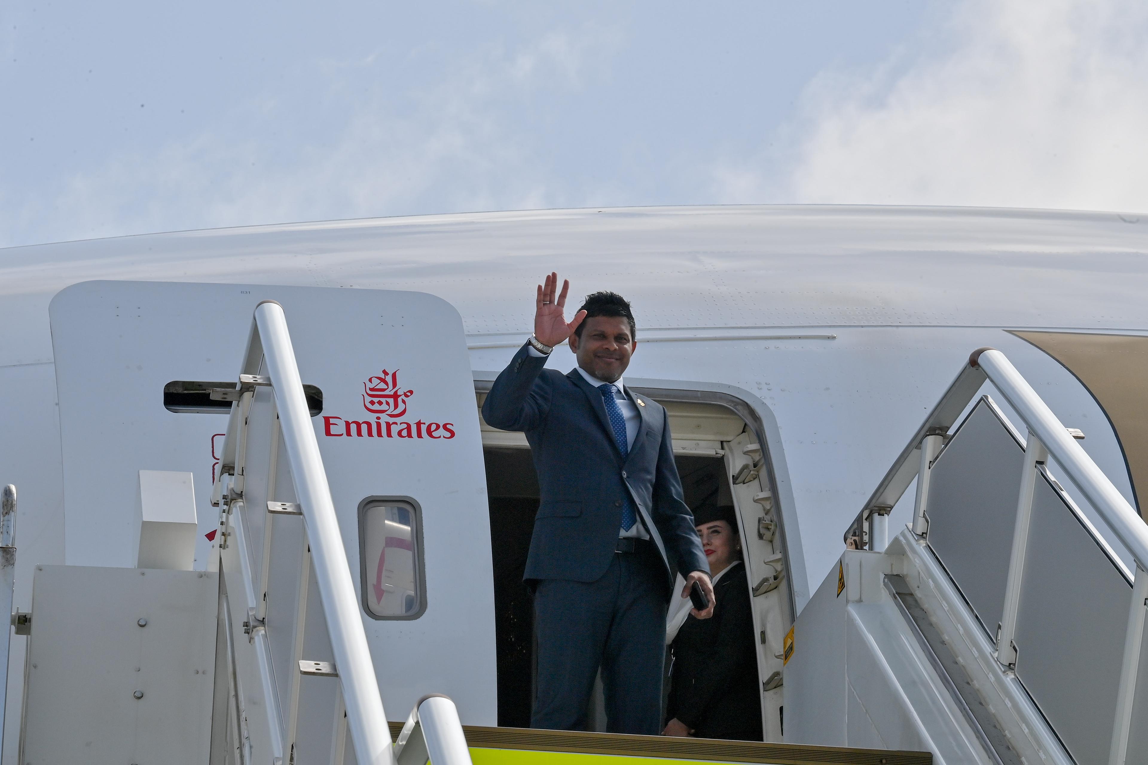 ފައިނޭންސިންގ ފޯ ޑިވެލޮޕްމަންޓްގެ ކޮންފަރެންސްގައި ބައިވެރިވެވަޑައިގަތުމަށް ނައިބު ރައީސް ސްޕެއިނަށް!