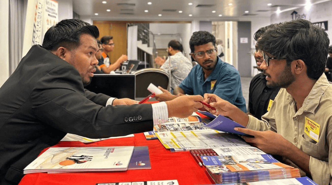 ކިއު ސްޓަޑީގެ އެޑިއުކޭޝަން އެކްސްޕީ މި ހަފްތާ ބަންދުގައި: ބޭރުގެ ގިނަ ޔުނިވާސިޓީތަކަކުން ބައިވެރިވޭ!