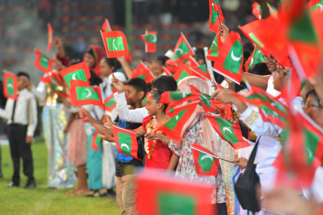 މިނިވަން 60ގެ ލޯގޯ ފަރުމާކޮށްގެން 30،000 ރުފިޔާގެ އިނާމެއް!