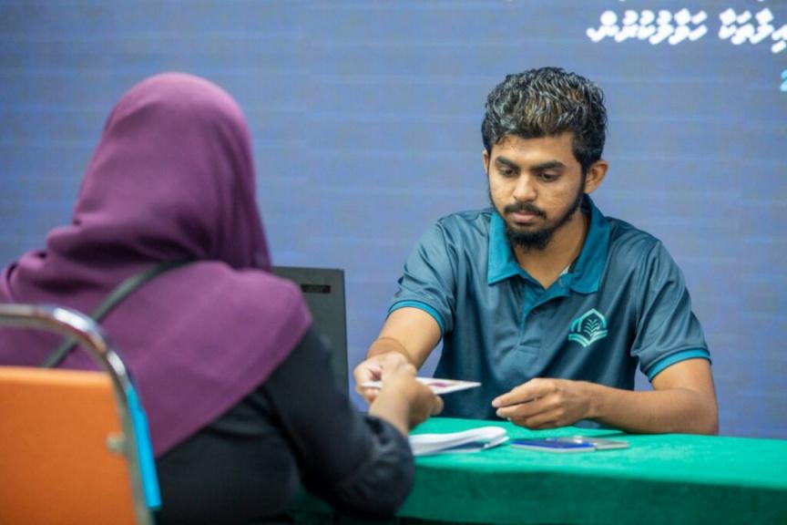 މުދަލު ޒަކާތުގެ ގޮތުގައި 2852 ފަޤީރުންނަށް ބޮލަކަށް 5000 ރުފިޔާ ބަހައިފި