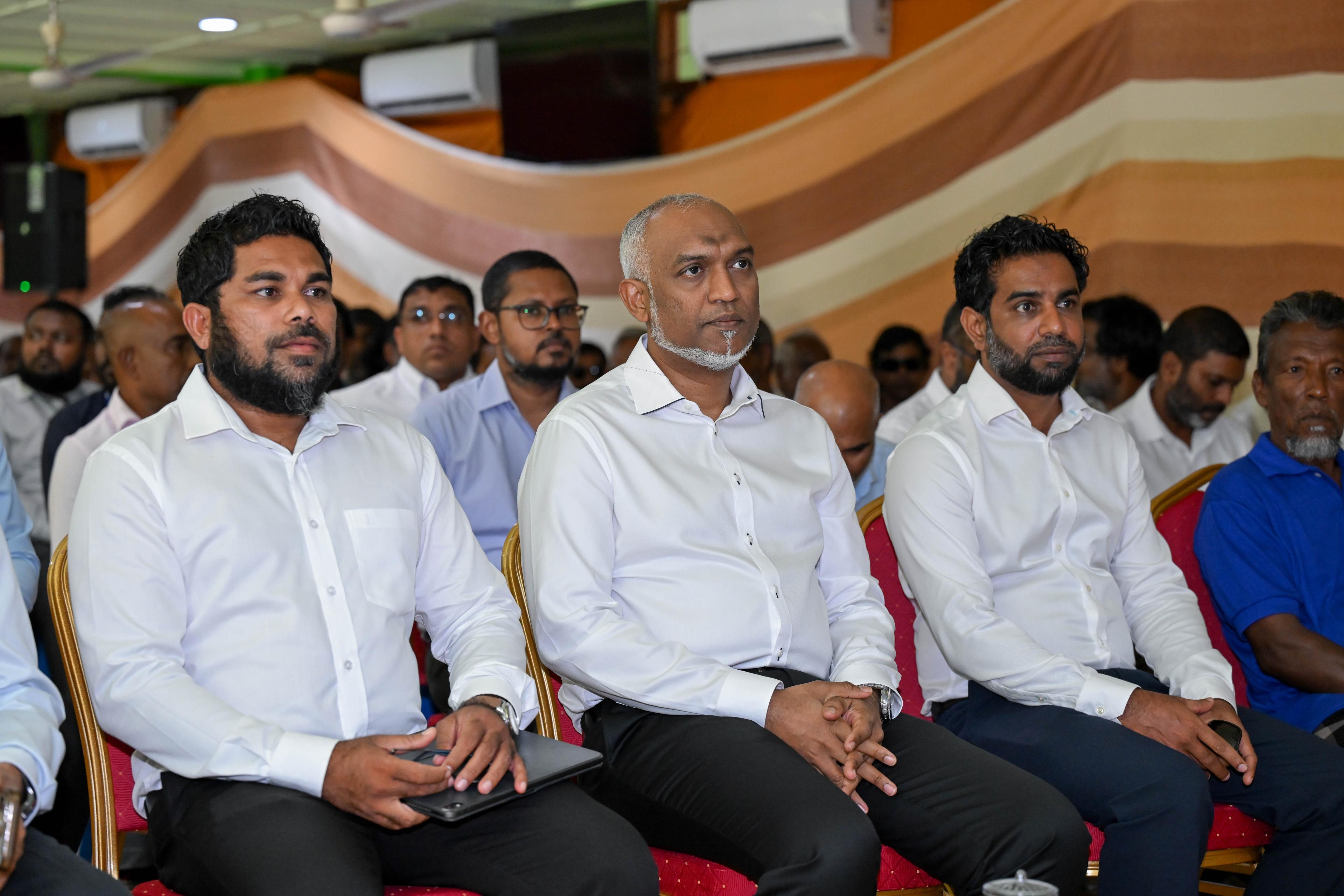 މާފަރު ރައްޔިތުން ބޭނުންވި ގޮތަށް ސިއްހީ މަރުކަޒު އަޕްގްރޭޑްކުރުމުގެ މަޝްރޫއުއަށް ބަދަލު ގެންނަނީ