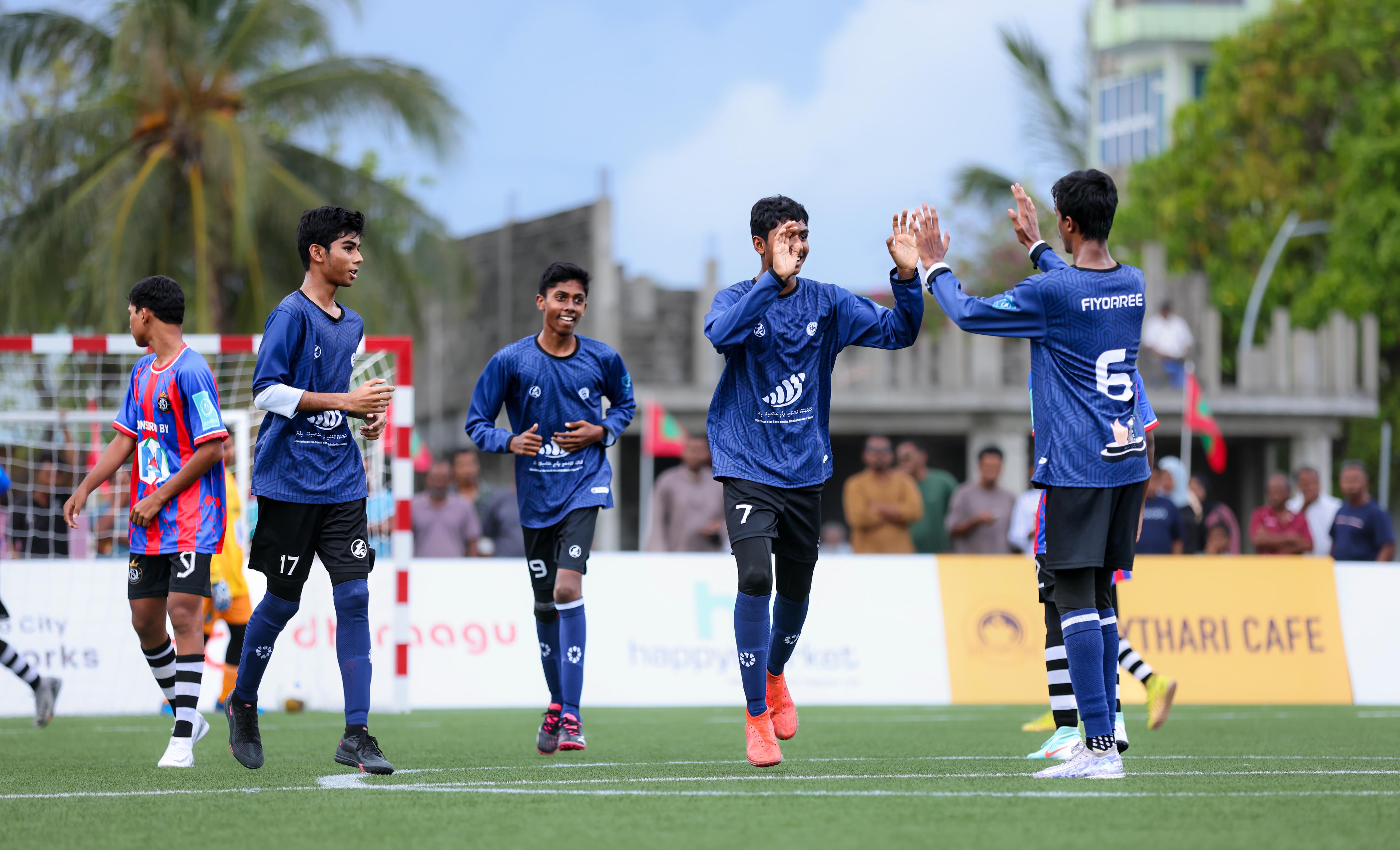 ތަފާތުބޮޑު ނަތީޖާއަކުން ނަޑެއްލާ ބަލިކޮށް ފިޔޯރީ އިން ސެމީގެ ޖާގައެއް ކަށަވަރުކޮށްފި