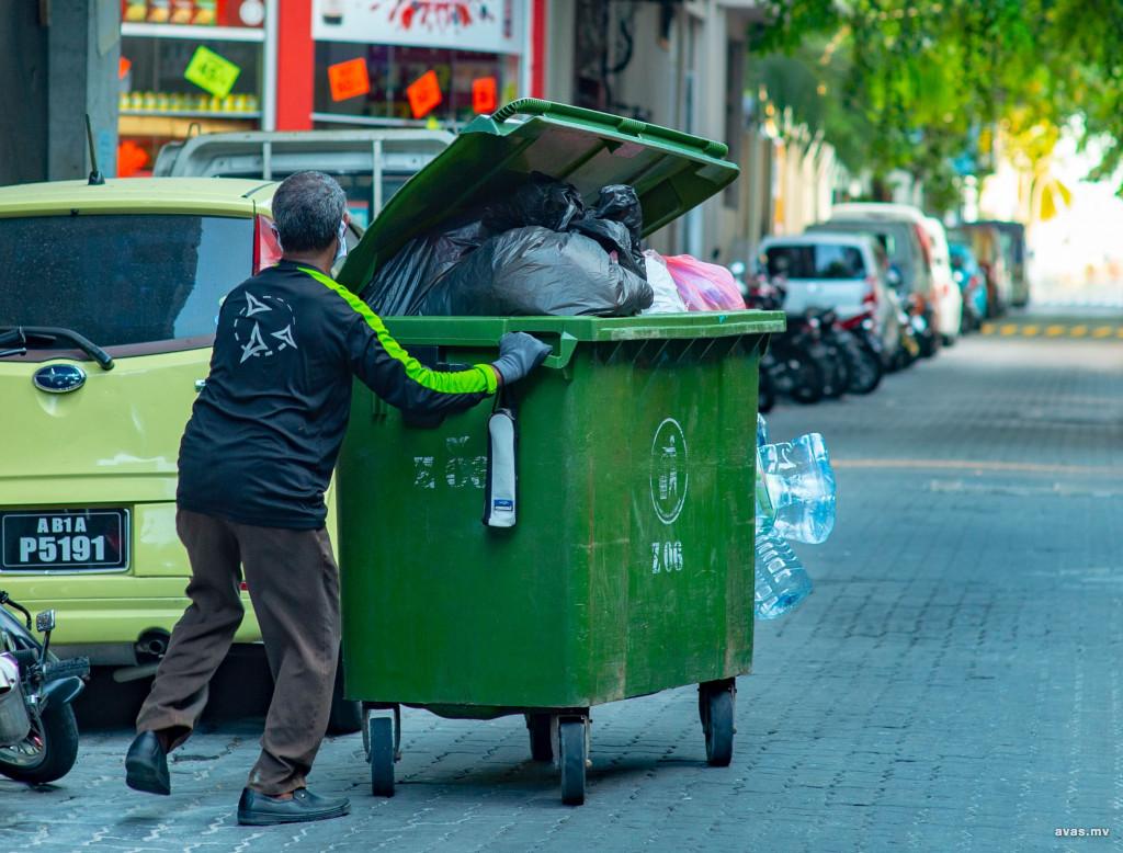 މާދަމާ މާލޭގެ ގޭބިސީތަކުގެ ކުނި ވެމްކޯއިން ނަގާނީ މެންދުރު ދޭކުން އިރުއޮއްސި ހަޔަކާއި ހަމައަށް!