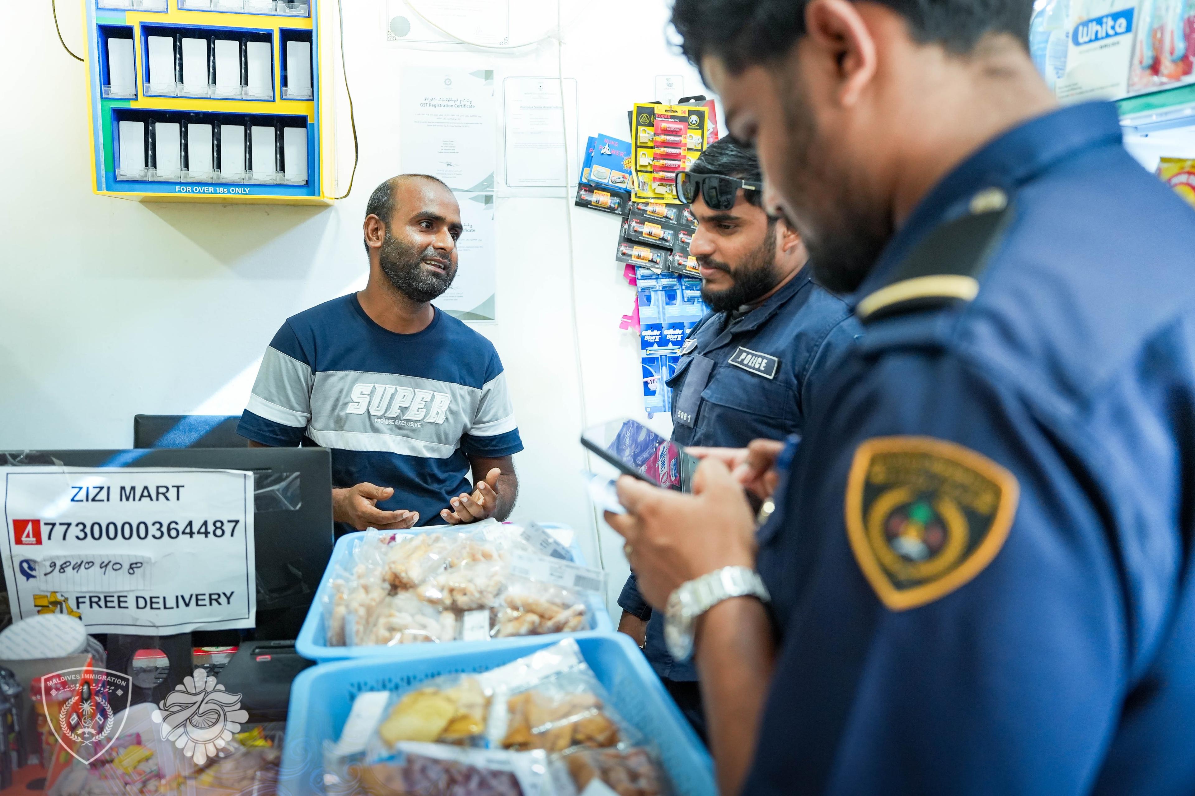 ގަވާއިދާ ހިލާފަށް އުޅޭ ބިދޭސީން ހޯދުމަށް ހުޅުމާލޭގައި ރެއިޑް އޮޕަރޭޝަނެއް ކުރިޔަށް ގެންގޮސްފި