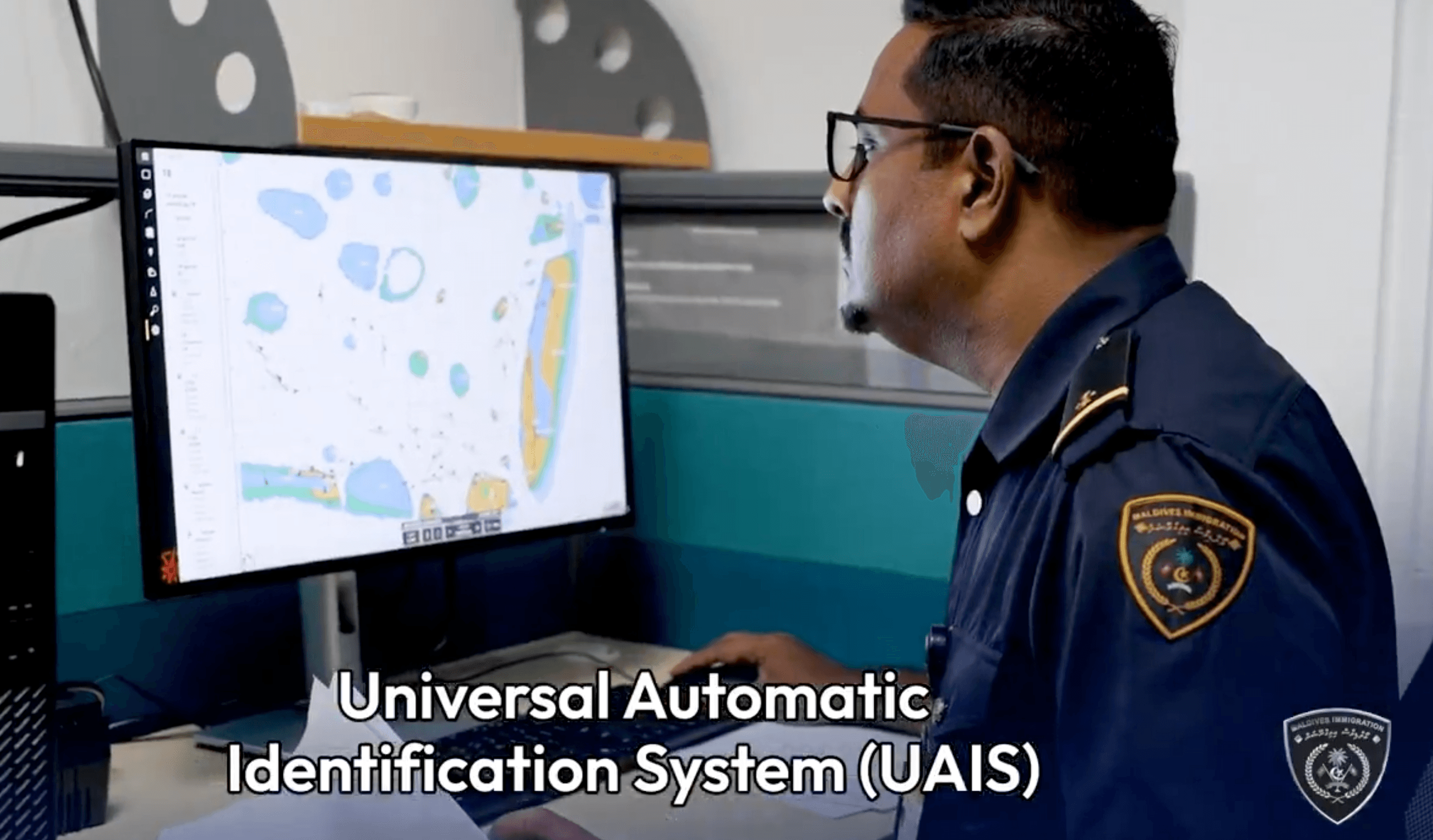 އިމިގްރޭޝަނުން ޔޫއޭއައިއެސްގެ ޒަމާނީ ޓެކްނޮލޮޖީ ބޭނުންކޮށްގެން ކަނޑުއުޅަނދުފަހަރުގެ ހަރަކާތްތައް މޮނީޓަރކުރަނީ