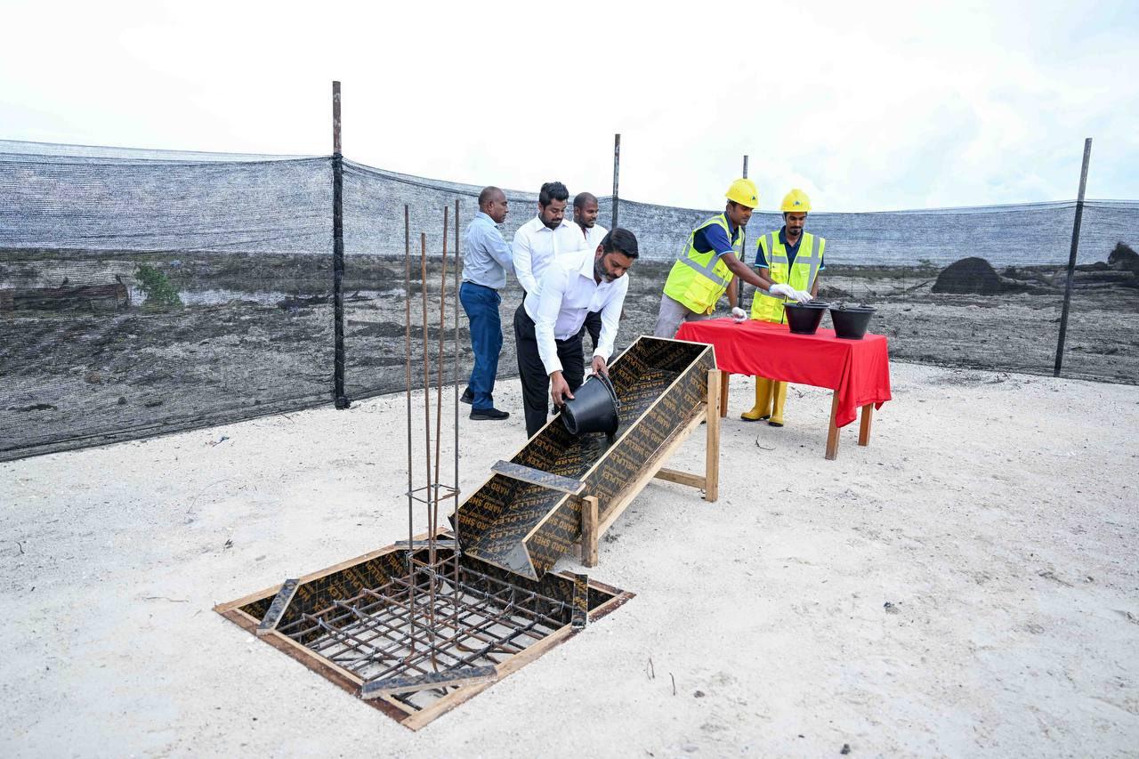 ގާދީއްފުށި ފިޓްނެސް ސެންޓަރުގެ އަމަލީ މަސައްކަތް ފަށައިފި