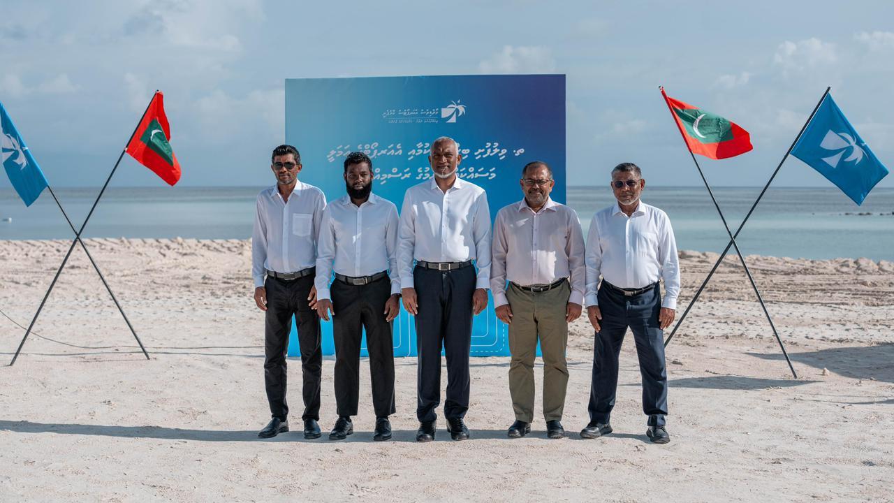 ވިލުފުށީ ބިން ހިއްކުމާއި އެއަރޕޯޓްގެ އަމަލީ މަސައްކަތް ފަށައިފި