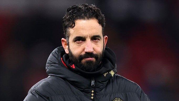 މެންޗެސްޓާ ޔުނައިޓެޑްގެ ކޯޗުކަމުން ރުބެން އަމޯރިމް ވަކިކޮށްފި