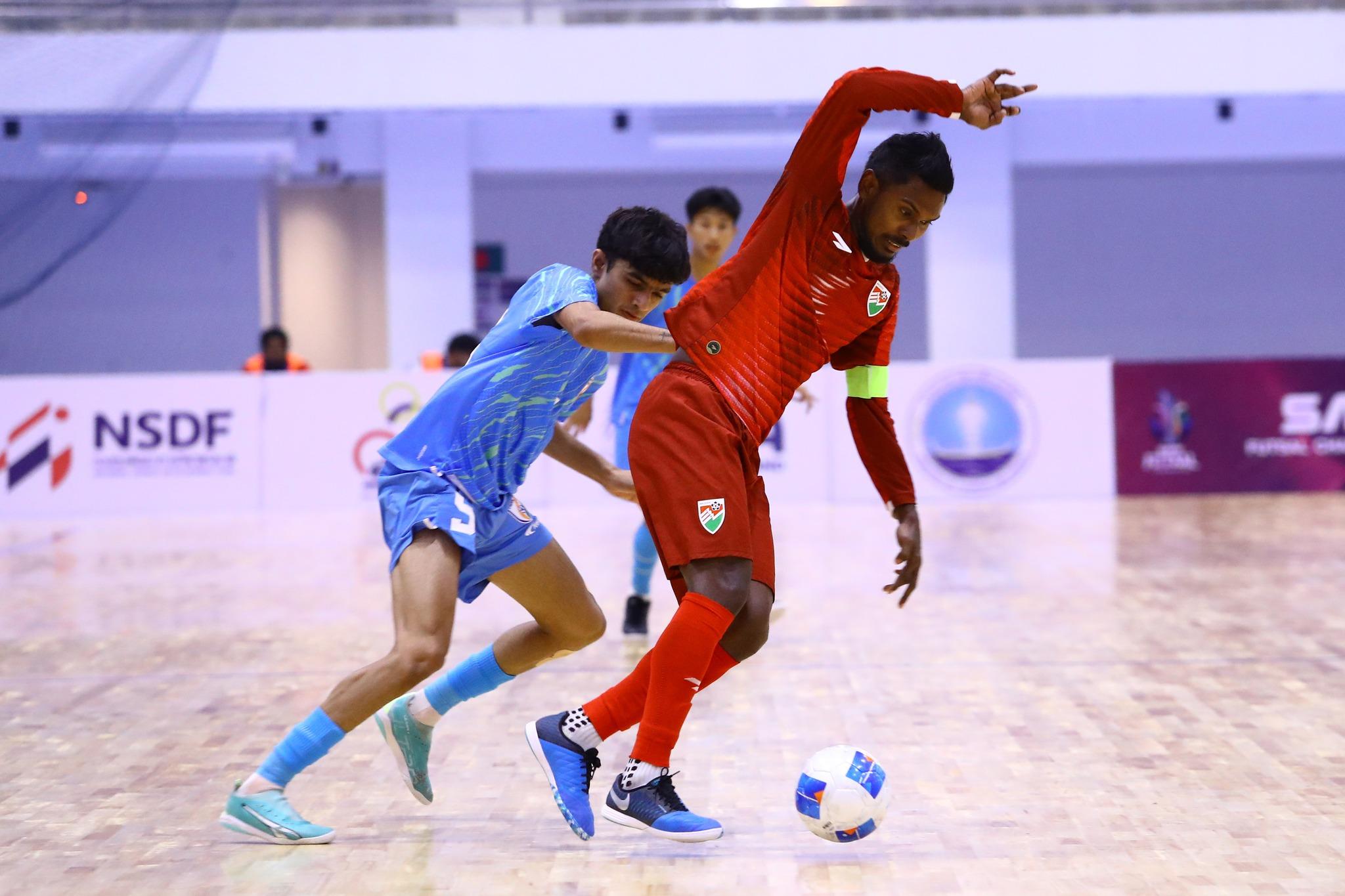 Maldives Thrash India 5-0 to Take Top Spot at SAFF Futsal Championship