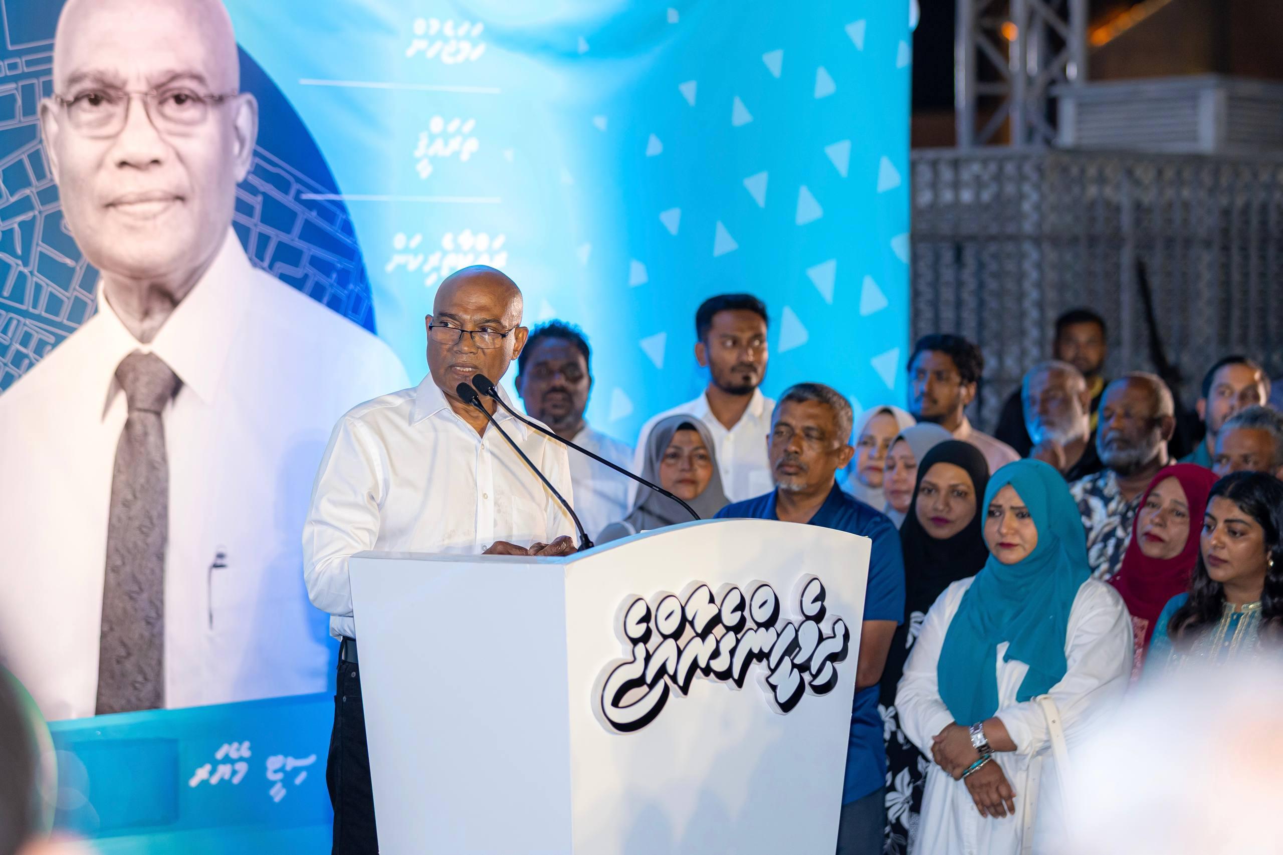 ޕީއެންސީ ޓިކެޓުގައި ވާދަކުރާ މާލެ ސިޓީގެ ކެންޑިޑޭޓުން، ދޮރުން ދޮރަށް ހަރަކާތް ރަސްމީކޮށް ފަށައިފި